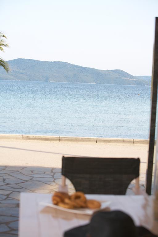 Ammos Beach Glífa Dış mekan fotoğraf